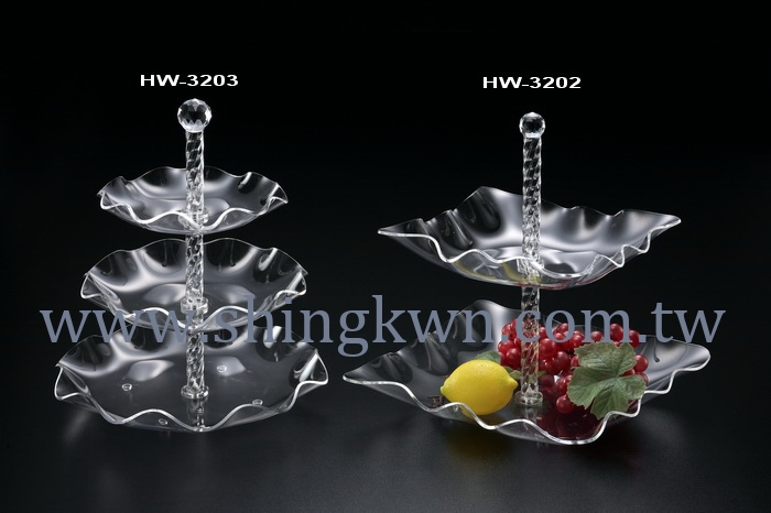 Cake plates